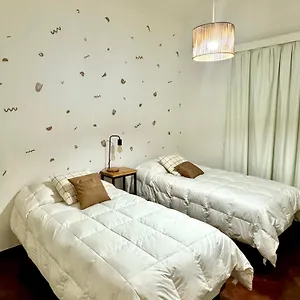 casa-huesped-iv.hotelsmendoza.com/